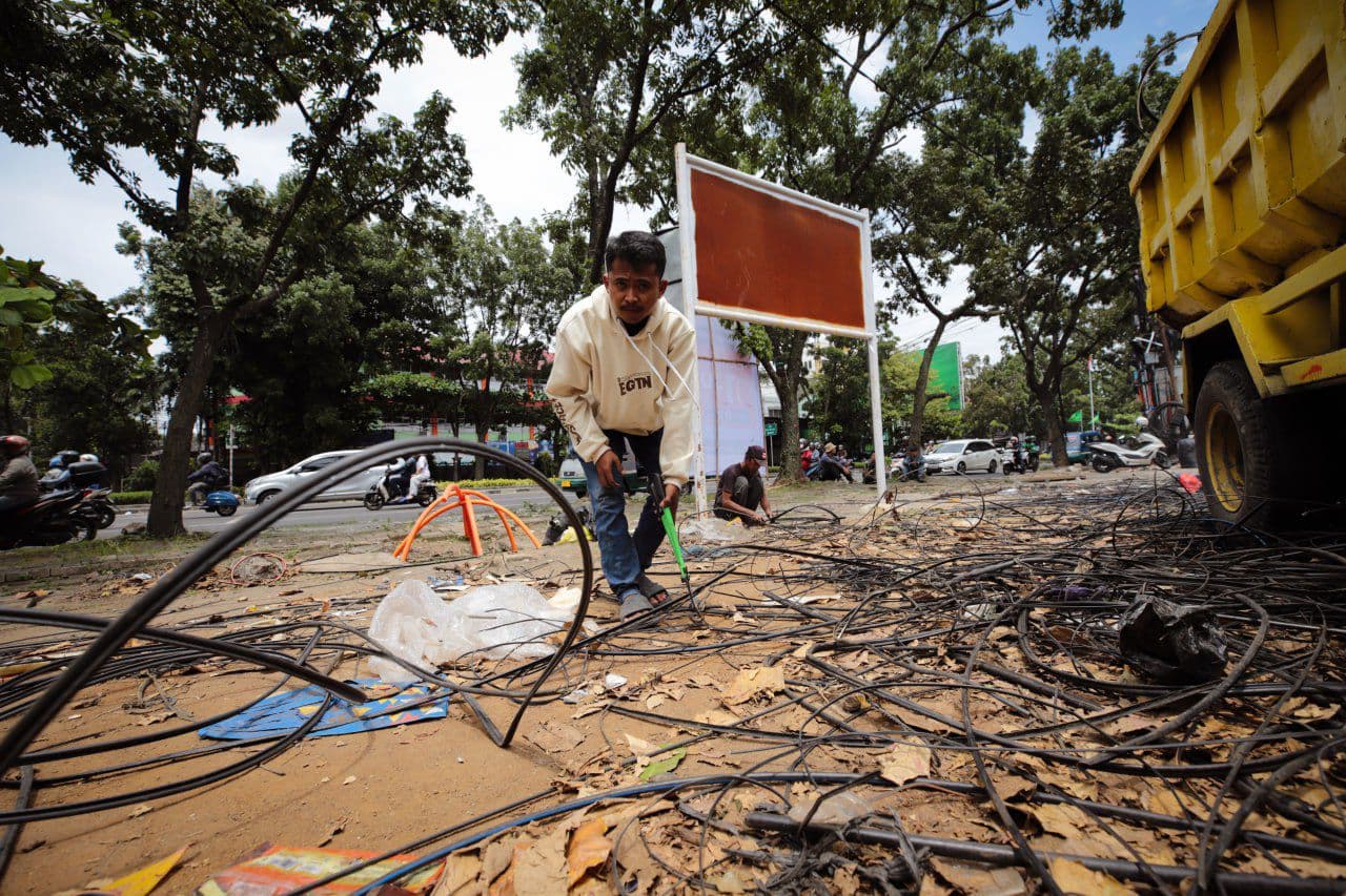 Wali Kota Ultimatum Pelaksana Proyek Galian Kabel di Kota Bandung: 5 Maret Pekerjaan Harus Rampung